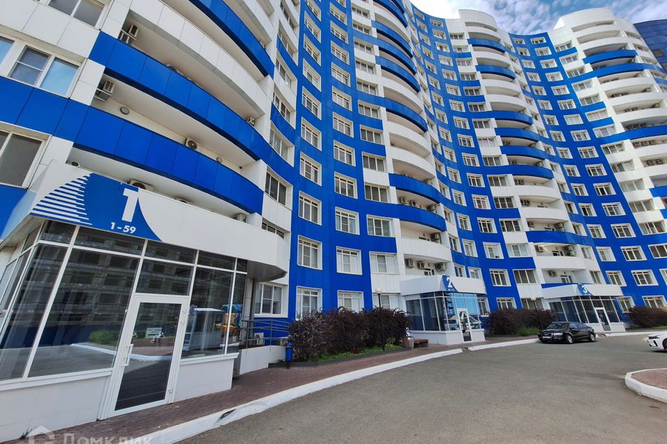 Продаётся 2-комнатная квартира, 91.2 м²