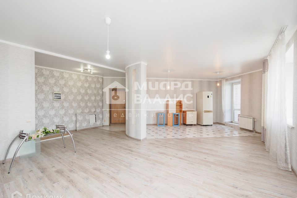 Продаётся 3-комнатная квартира, 93.4 м²