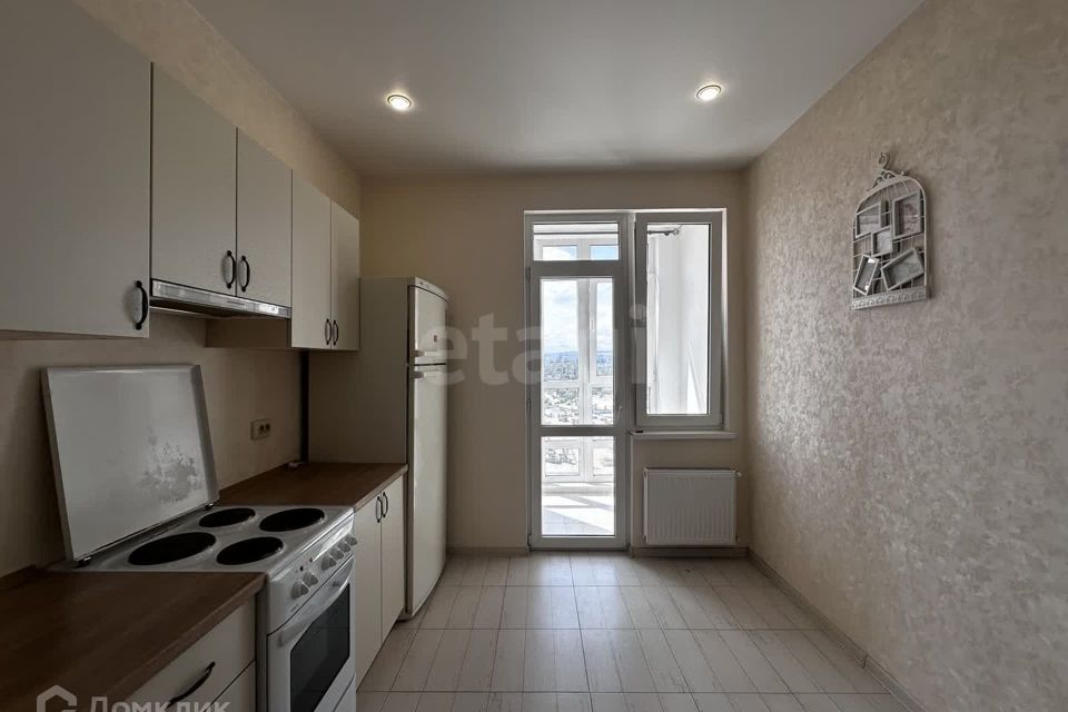 Продаётся 1-комнатная квартира, 38 м²