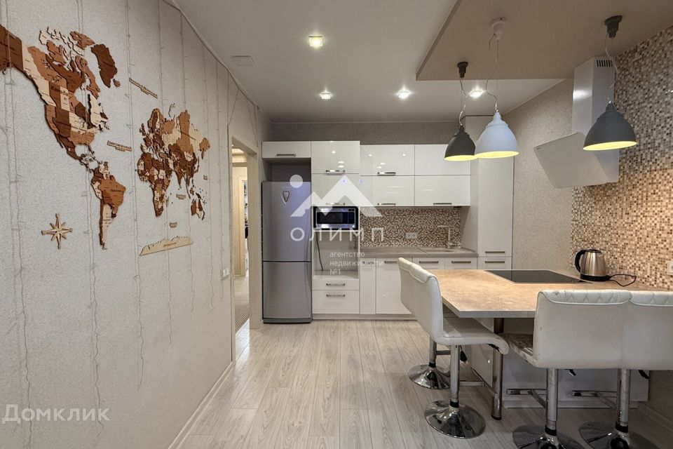 Продаётся 2-комнатная квартира, 67.8 м²