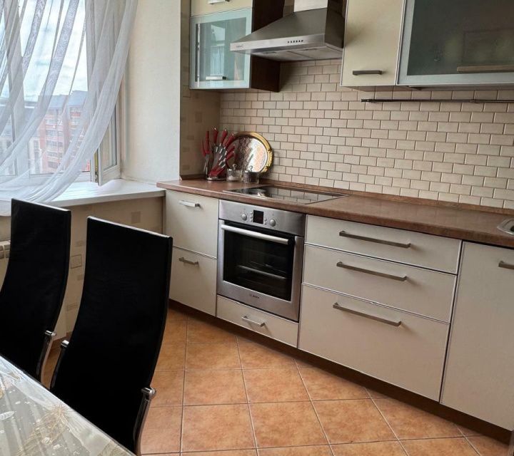 Продаётся 2-комнатная квартира, 57.5 м²
