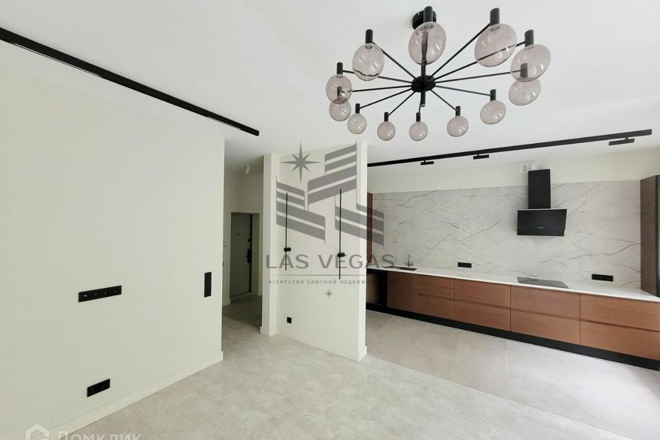 Сдаётся 6-комнатная квартира, 160 м²