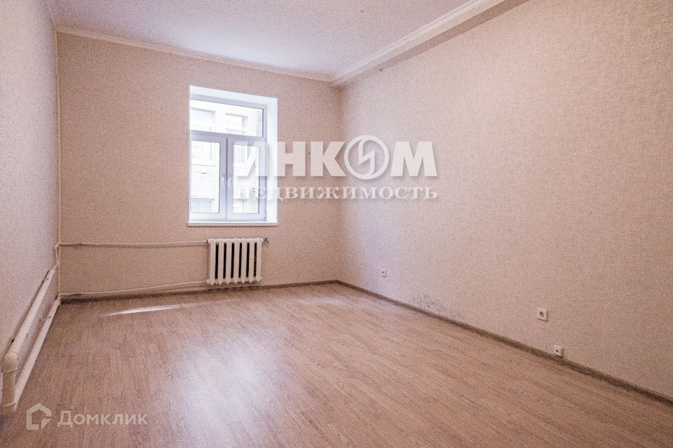 Сдаётся 4-комнатная квартира, 97 м²