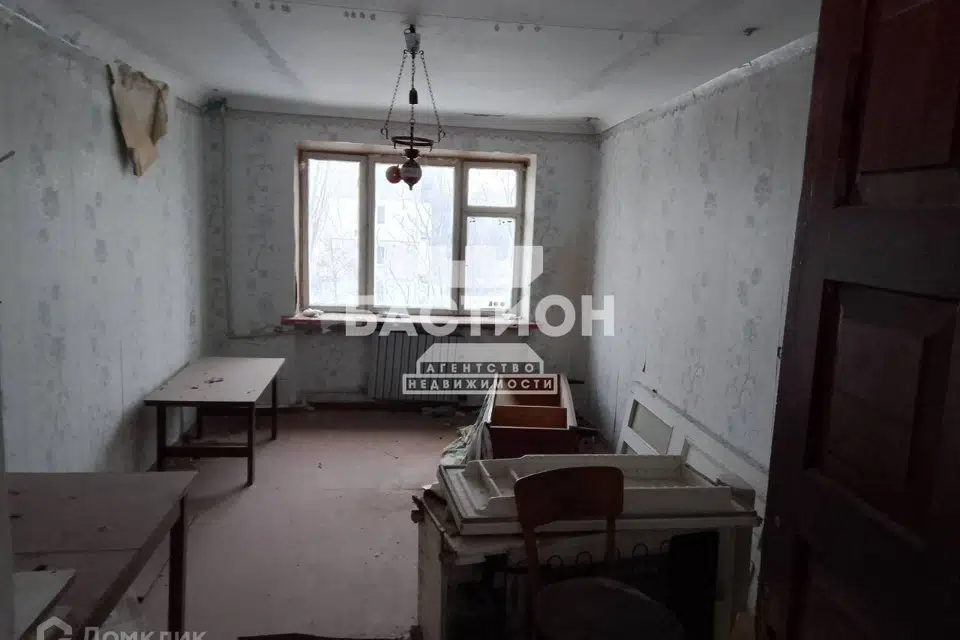 Продаётся комната в 1-комн. квартире, 100 м²