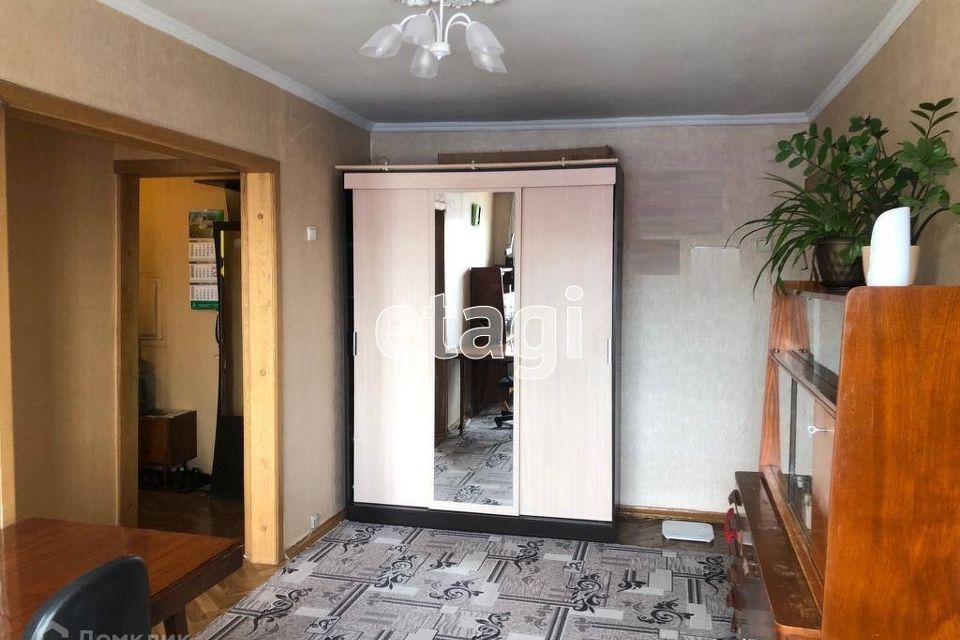 Продаётся 3-комнатная квартира, 54.5 м²
