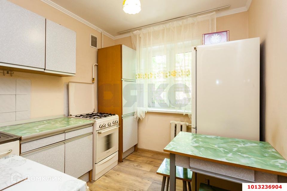 Продаётся 3-комнатная квартира, 55.3 м²