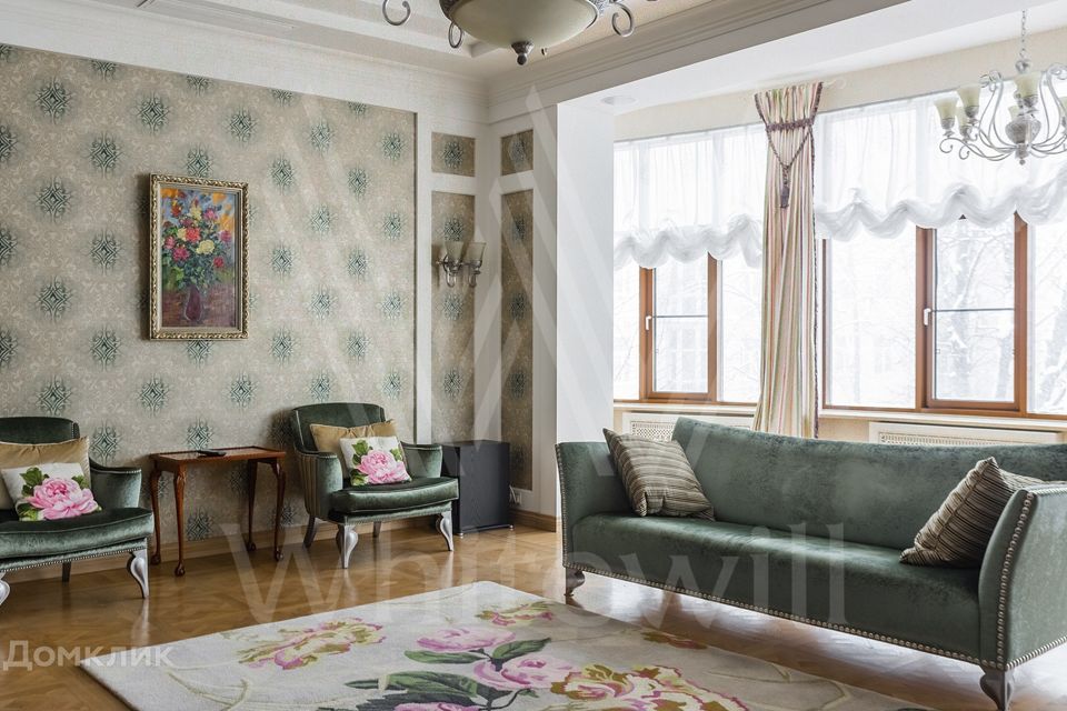 Сдаётся 4-комнатная квартира, 172 м²
