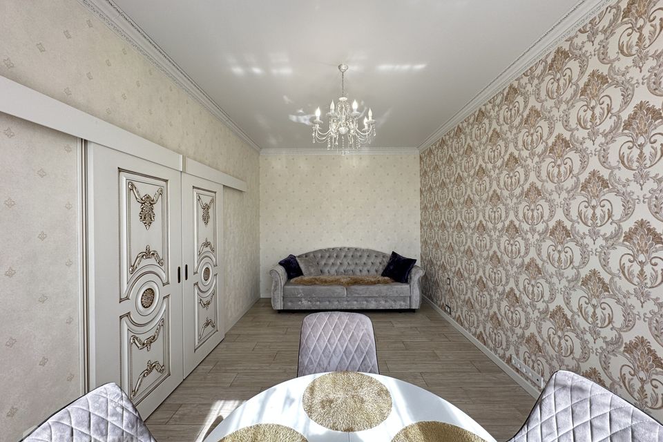 Продаётся 2-комнатная квартира, 60.4 м²
