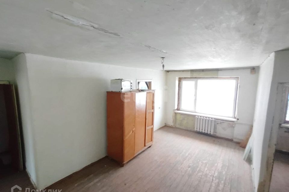 Продаётся 3-комнатная квартира, 57.9 м²