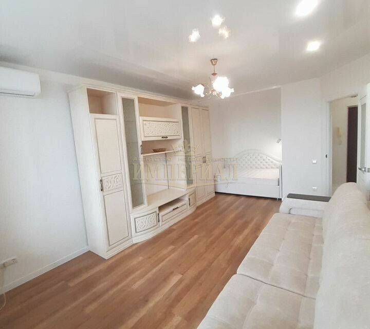 Продаётся 1-комнатная квартира, 39.7 м²