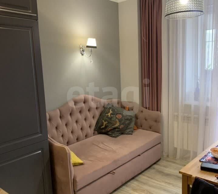 Продаётся 1-комнатная квартира, 40.8 м²