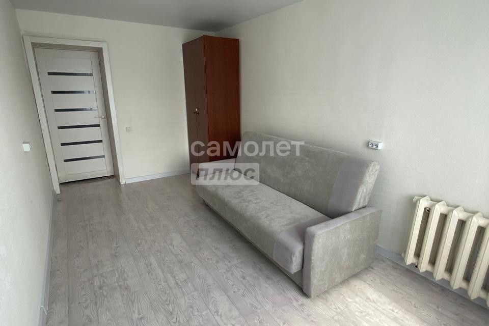 Продаётся 3-комнатная квартира, 60.8 м²