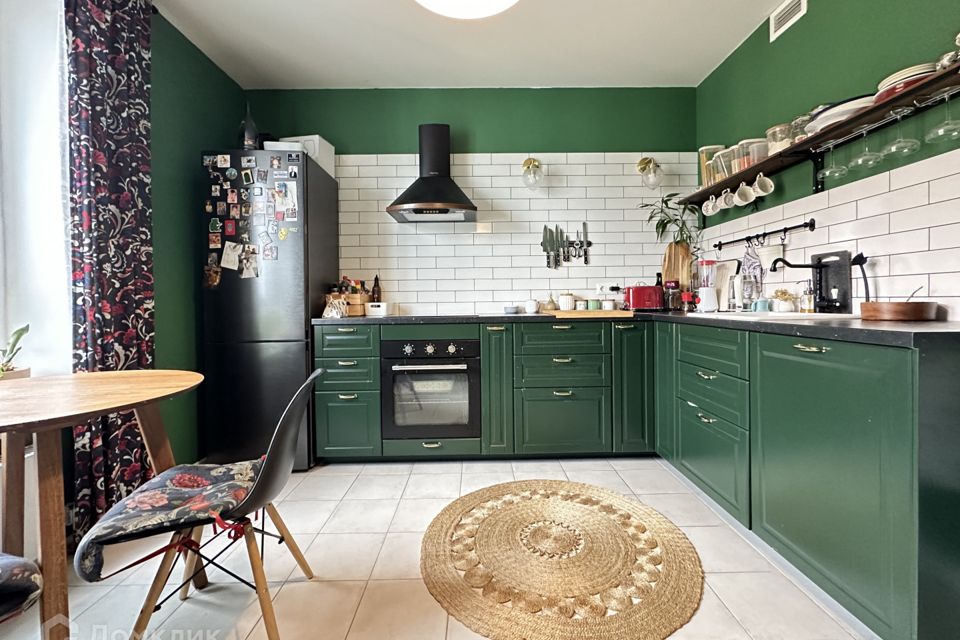 Продаётся 2-комнатная квартира, 55.9 м²