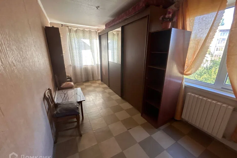 Сдаётся 2-комнатная квартира, 465 м²
