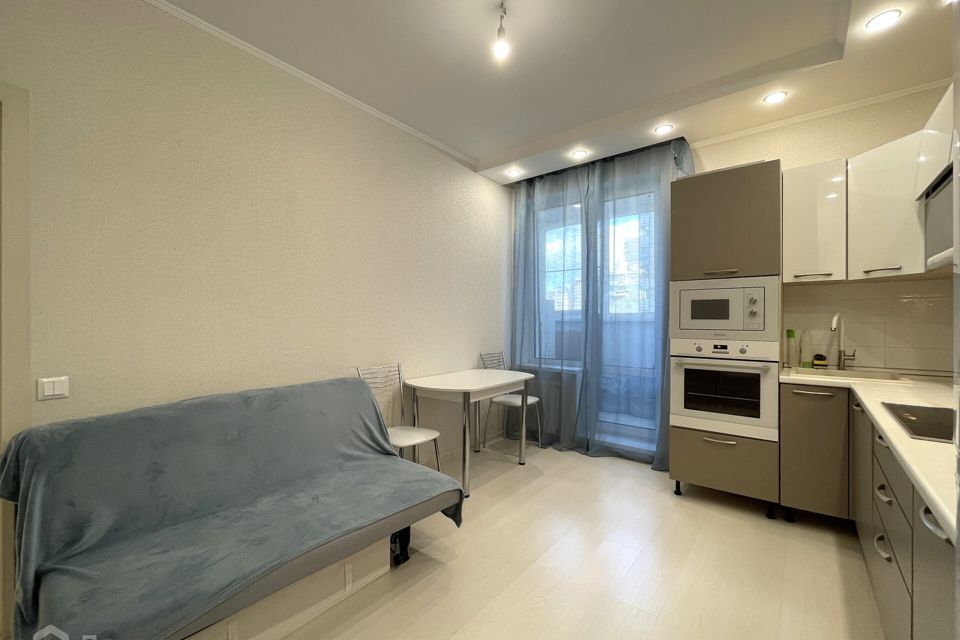 Продаётся 1-комнатная квартира, 40.4 м²