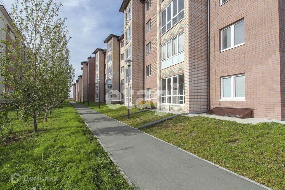 Продаётся 1-комнатная квартира, 43 м²