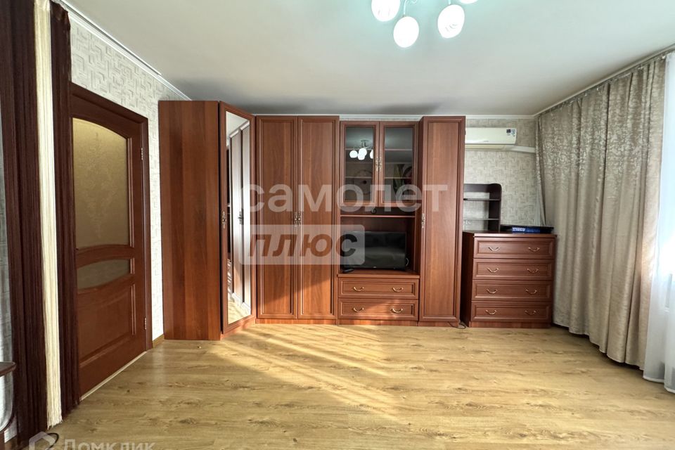 Сдаётся 1-комнатная квартира, 40 м²
