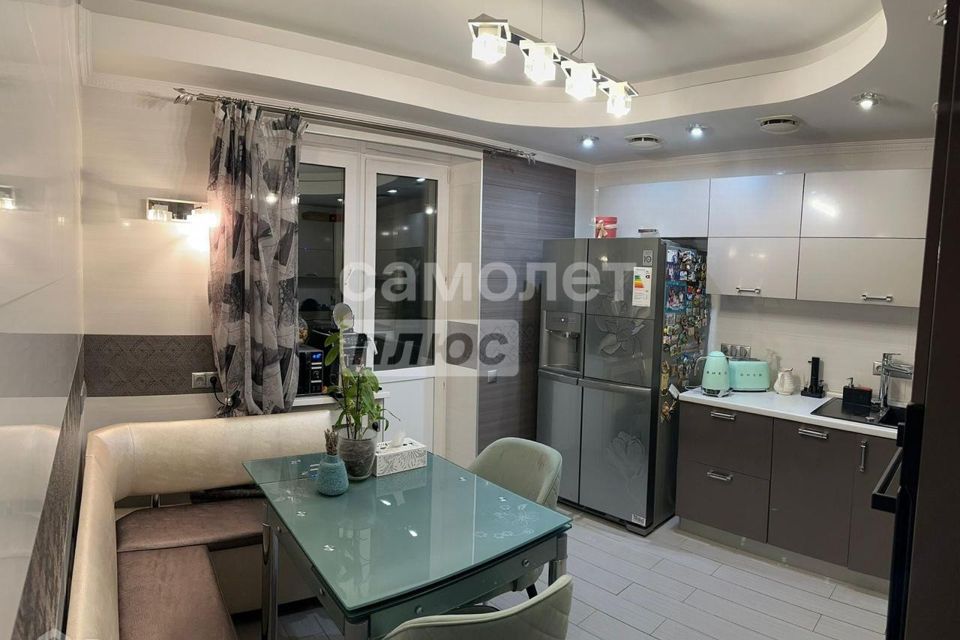 Продаётся 1-комнатная квартира, 48.1 м²