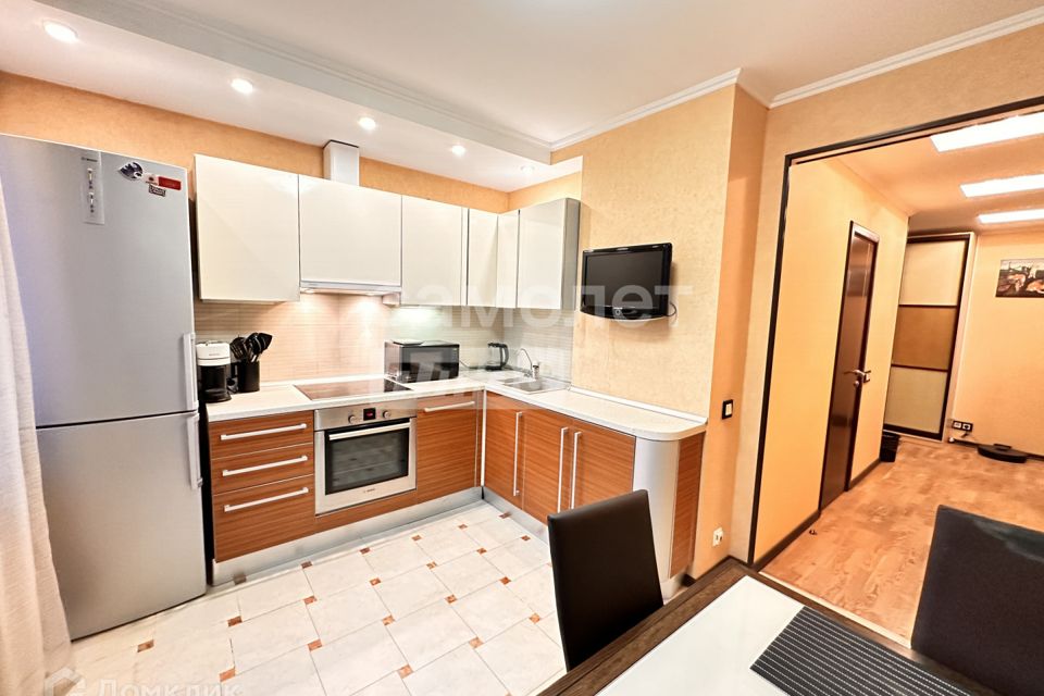 Продаётся 2-комнатная квартира, 55.4 м²