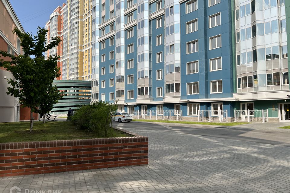 Продаётся 2-комнатная квартира, 84.2 м²