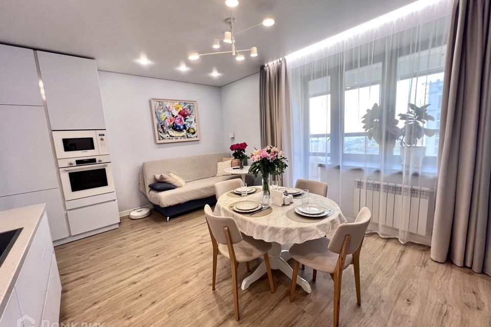 Сдаётся 3-комнатная квартира, 106 м²