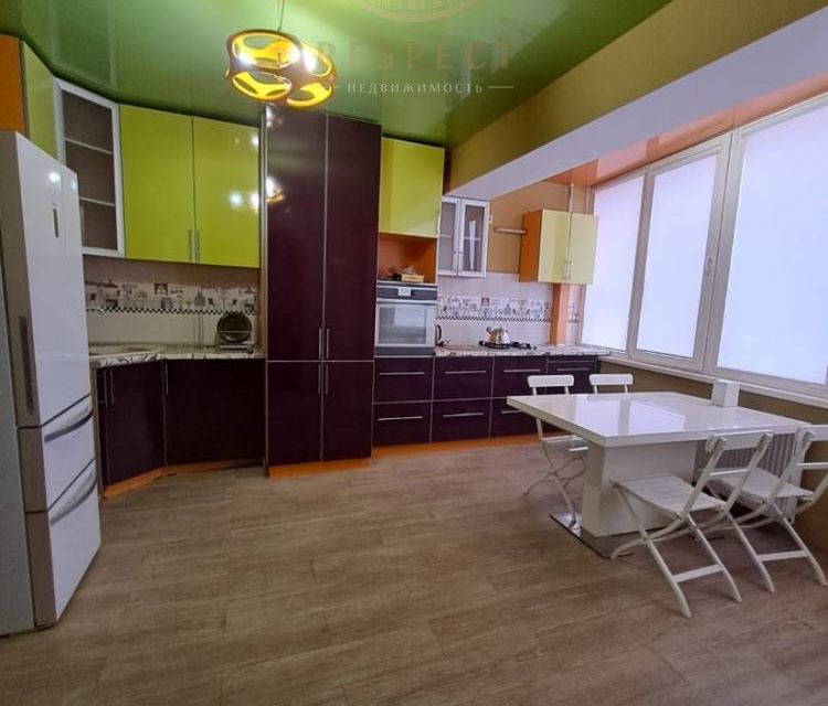 Сдаётся 1-комнатная квартира, 50 м²