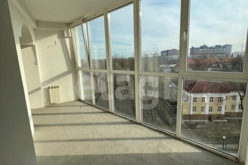 Продаётся 1-комнатная квартира, 58.8 м²