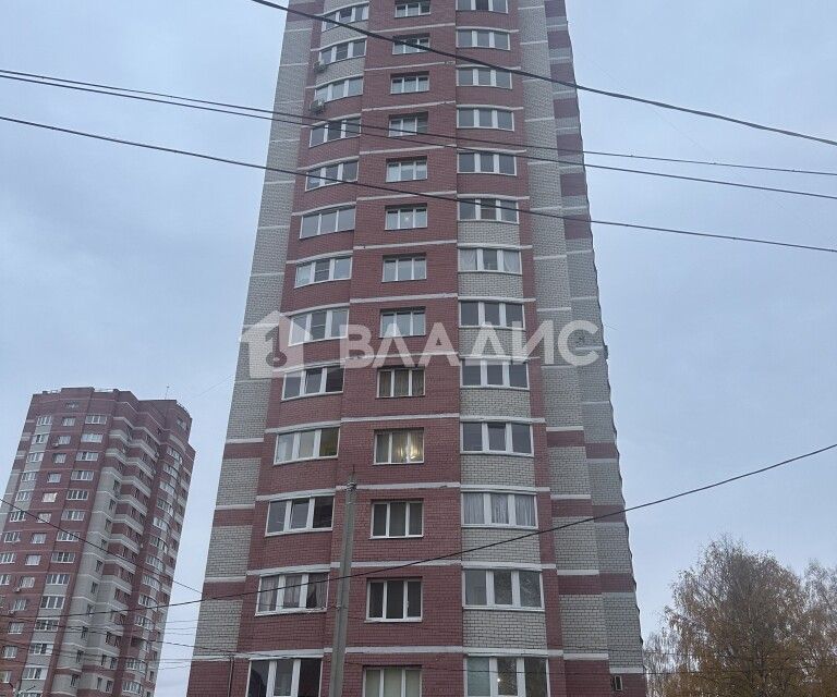 Продаётся 1-комнатная квартира, 42.5 м²