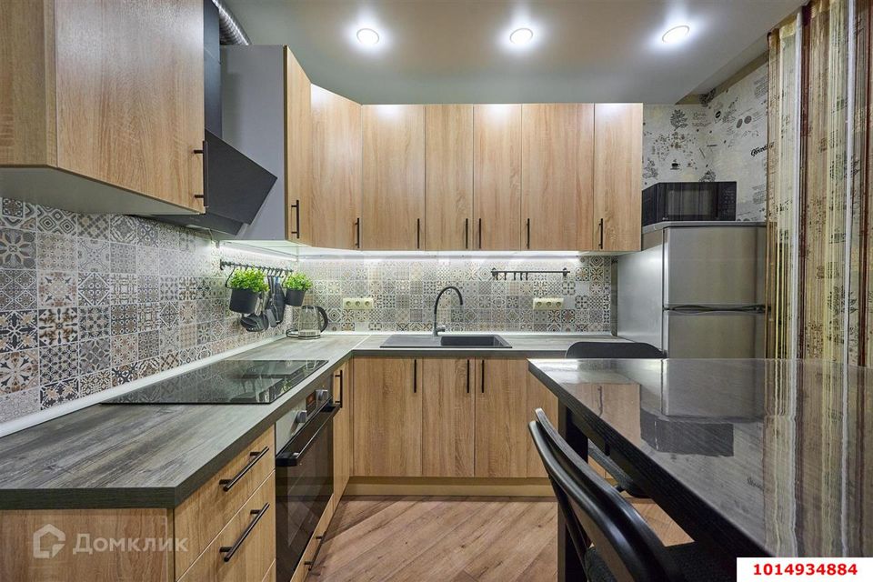 Продаётся 1-комнатная квартира, 36.5 м²