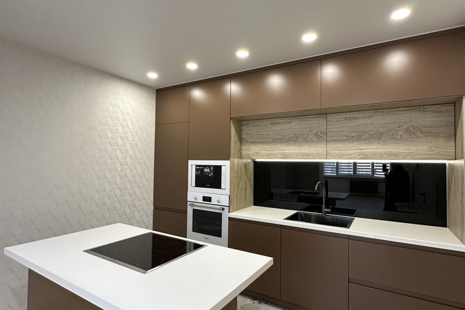 Продаётся 3-комнатная квартира, 70 м²