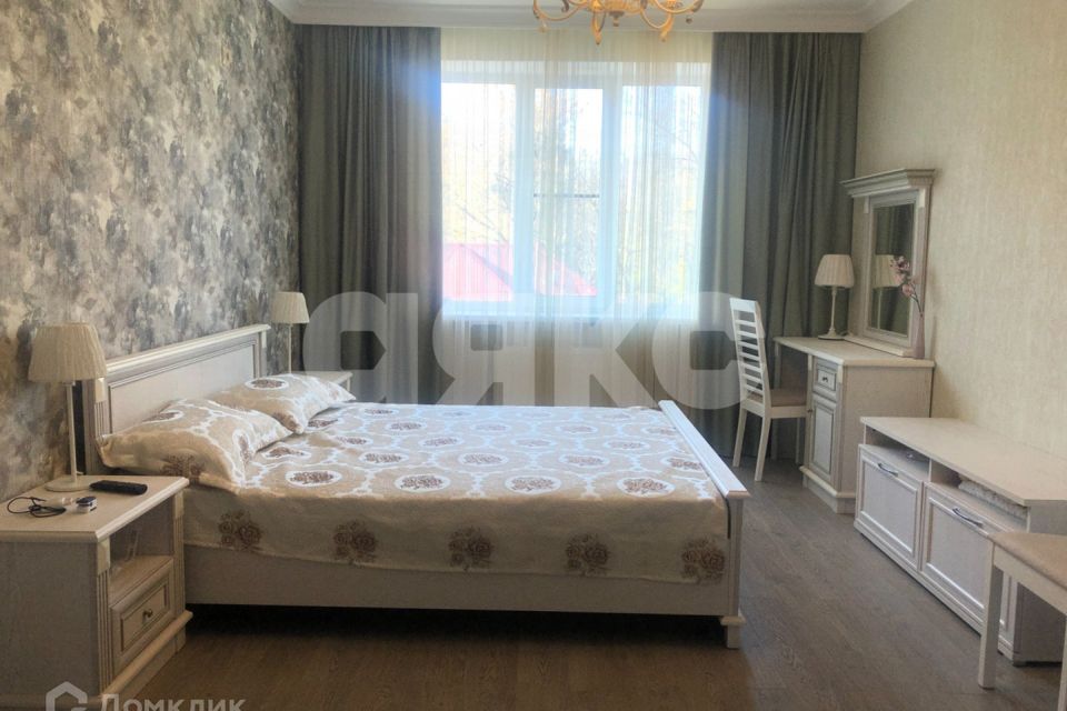 Продаётся 2-комнатная квартира, 76 м²