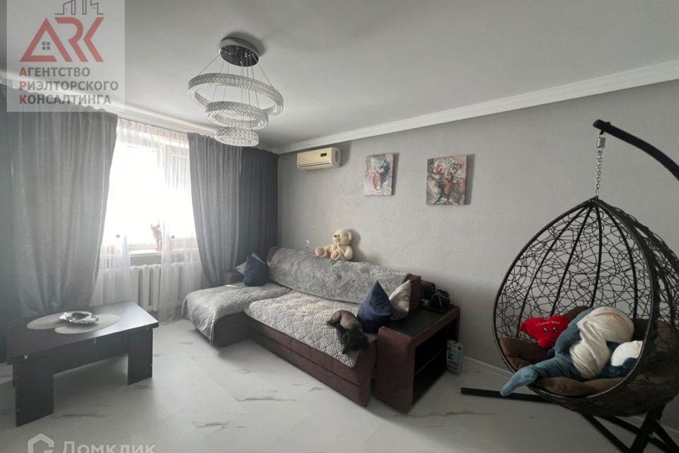 Продаётся 2-комнатная квартира, 55.81 м²