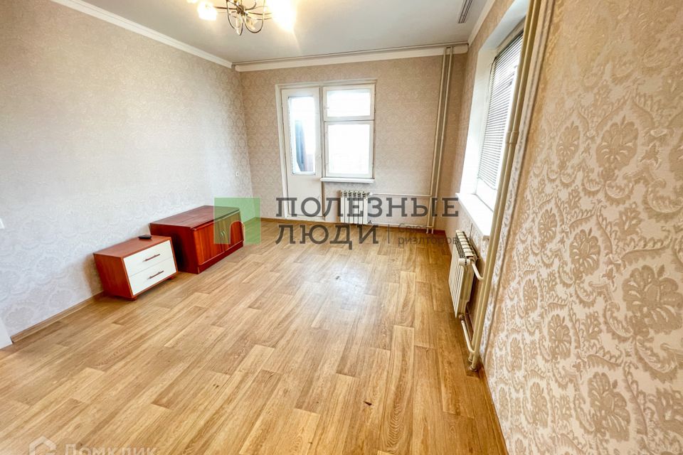 Продаётся 2-комнатная квартира, 60.8 м²
