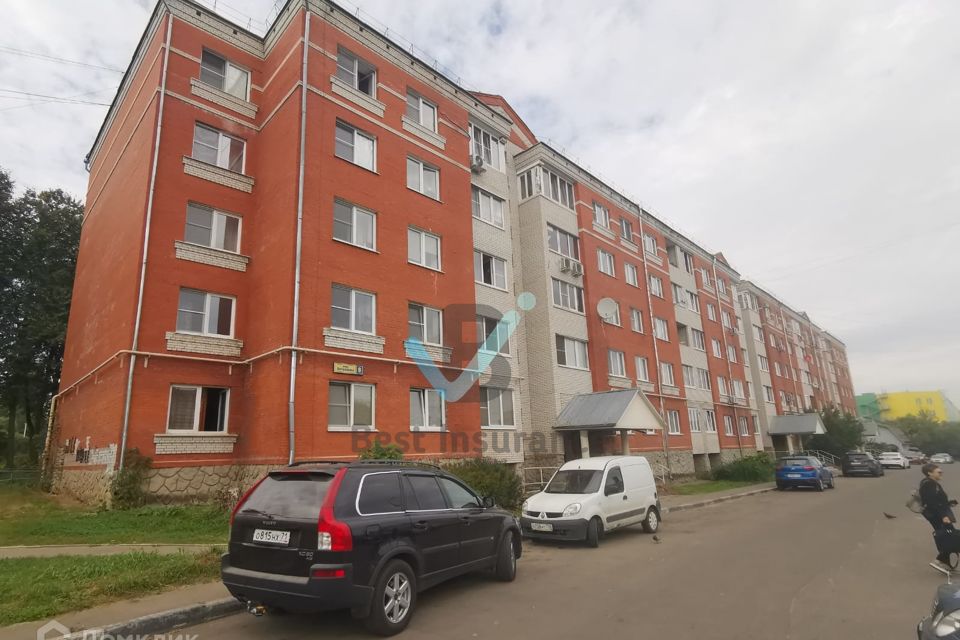 Продаётся 2-комнатная квартира, 60.5 м²