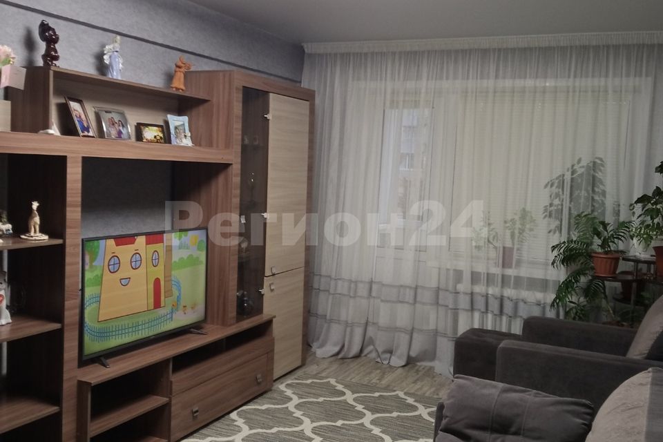 Продаётся 3-комнатная квартира, 59.8 м²