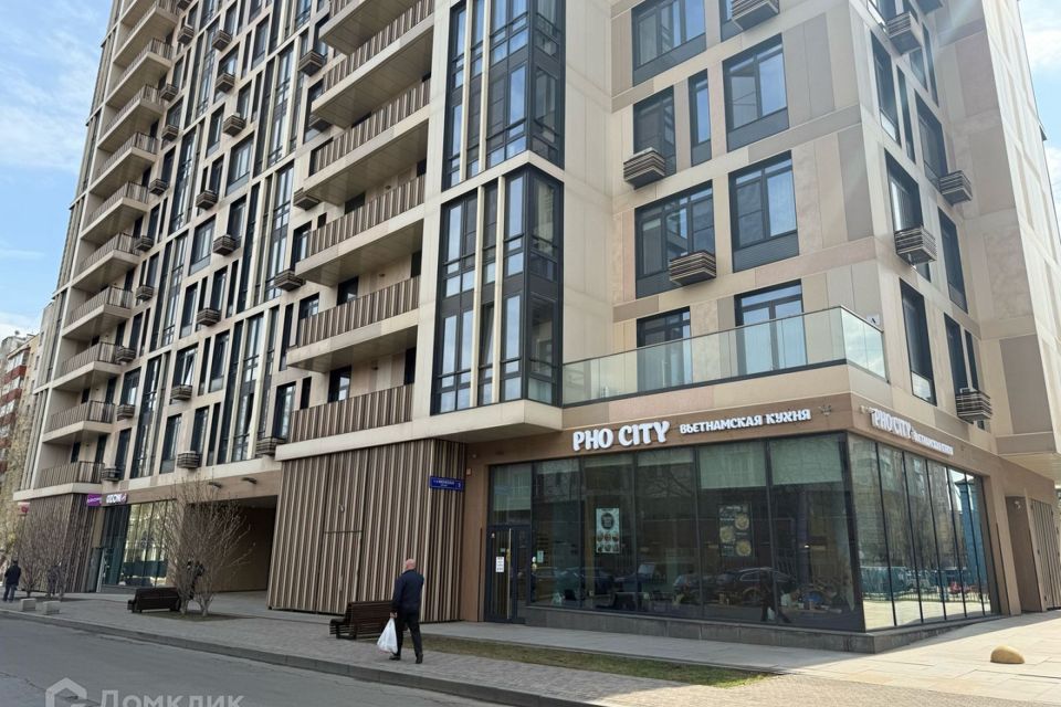 Сдаётся 2-комнатная квартира, 82.8 м²