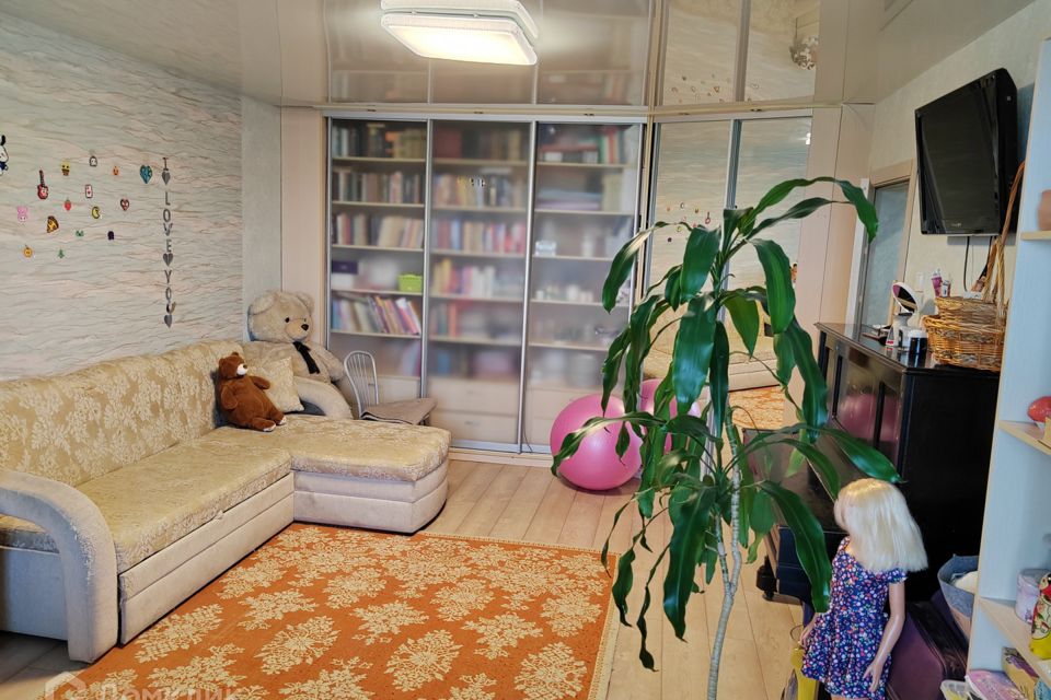Продаётся 1-комнатная квартира, 44.9 м²
