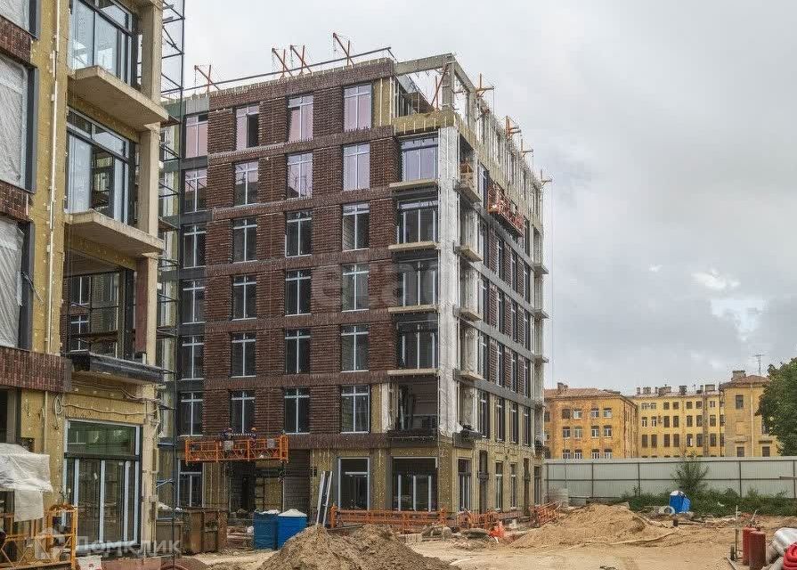 Продаётся 1-комнатная квартира, 42.3 м²