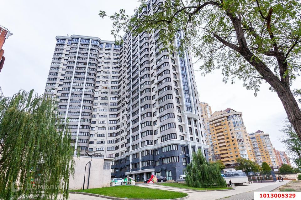 Продаётся 2-комнатная квартира, 65 м²