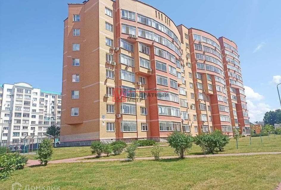 Продаётся 3-комнатная квартира, 94.8 м²
