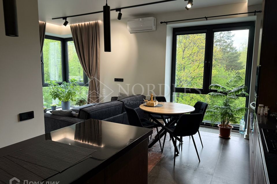 Продаётся 2-комнатная квартира, 68.1 м²