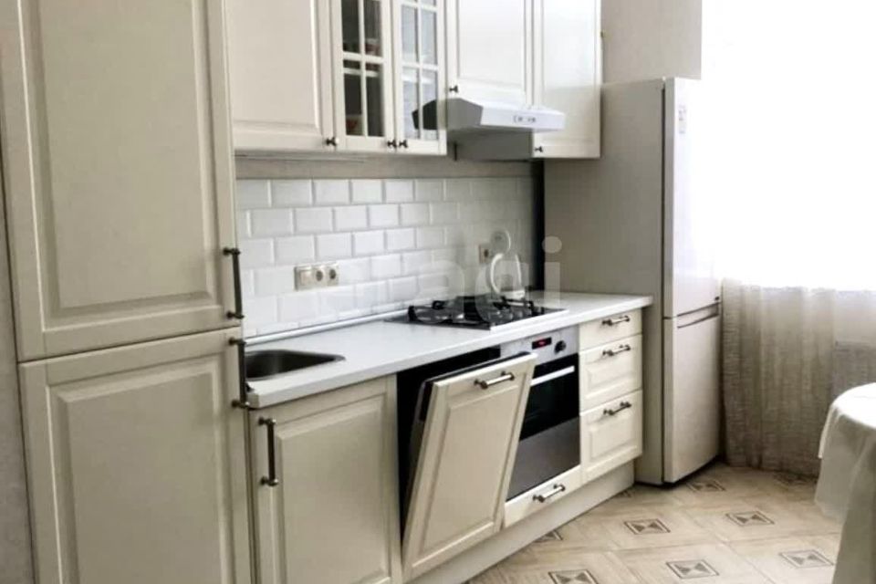 Продаётся 2-комнатная квартира, 56.3 м²