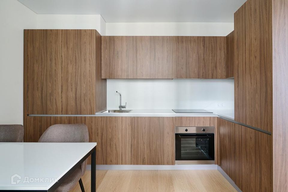 Сдаётся 2-комнатная квартира, 64 м²