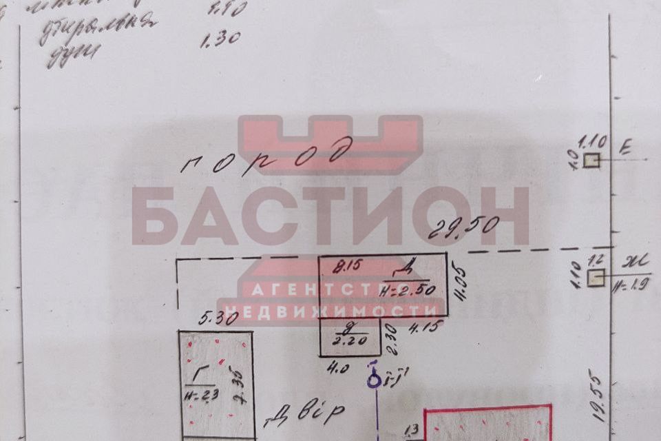 Продаётся 2-этажный дом, 200 м²