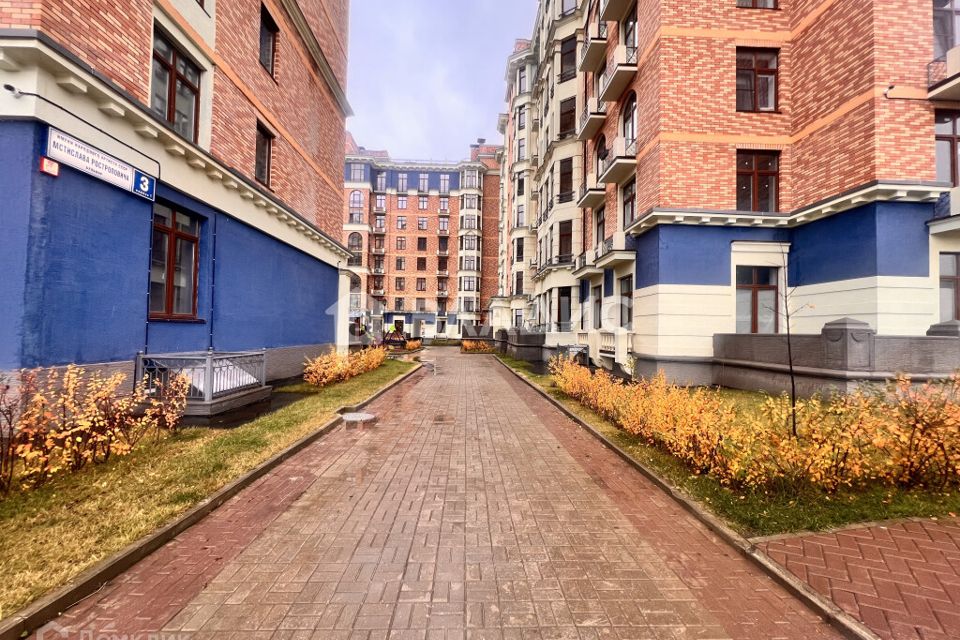 Продаётся 4-комнатная квартира, 118 м²
