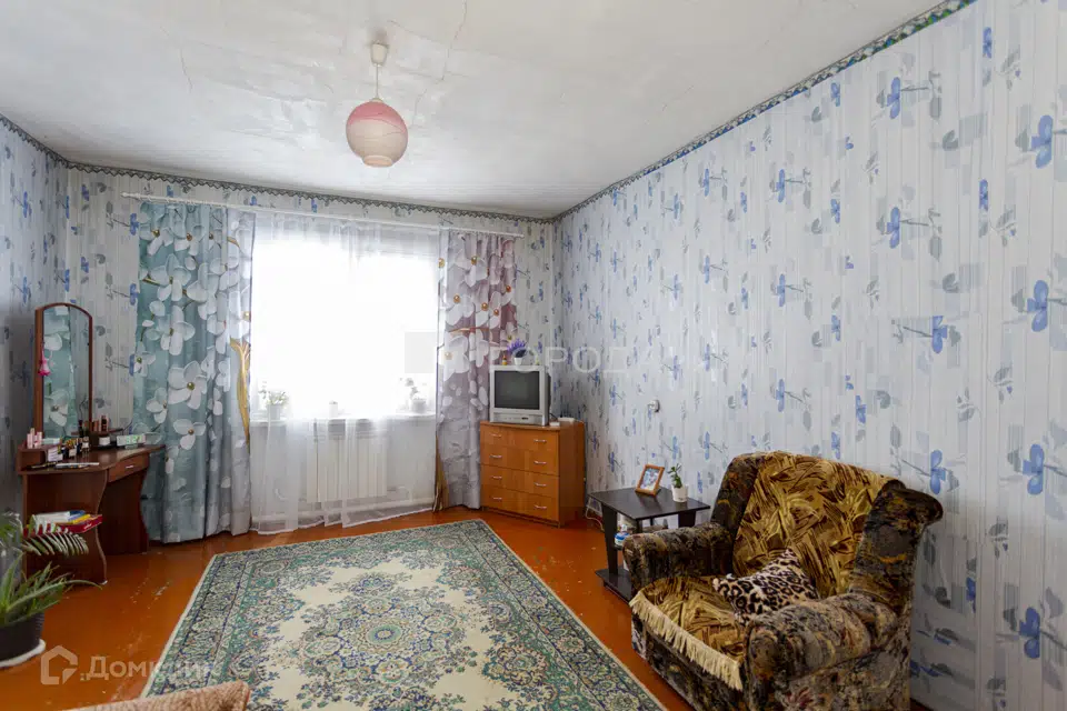 Продаётся 2-этажный дом, 200 м²