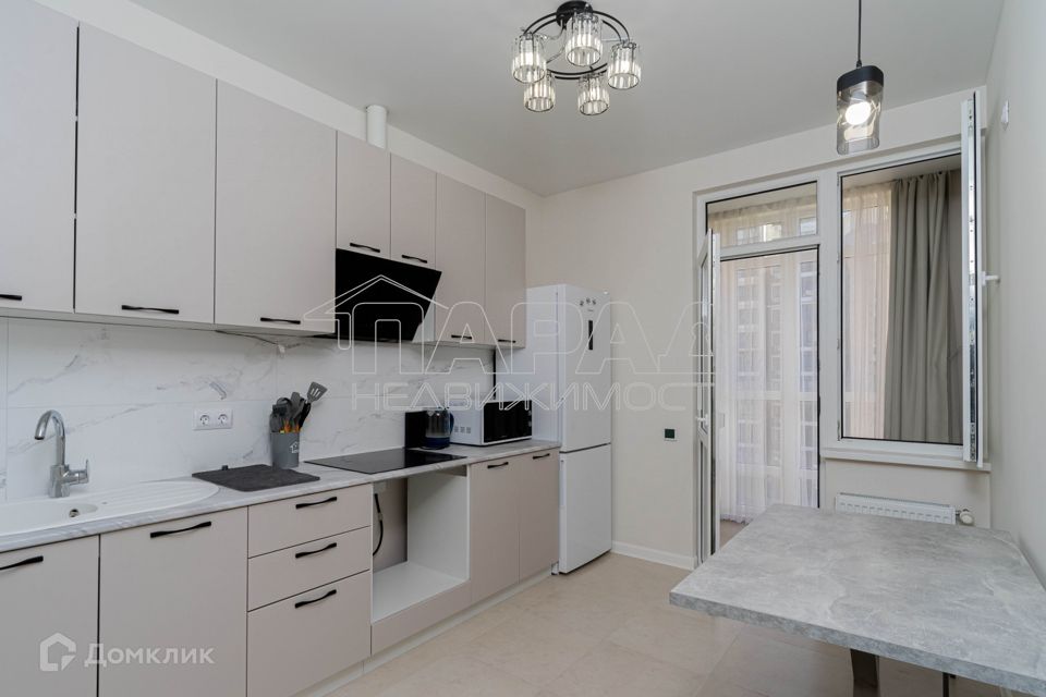 Продаётся 1-комнатная квартира, 37.8 м²