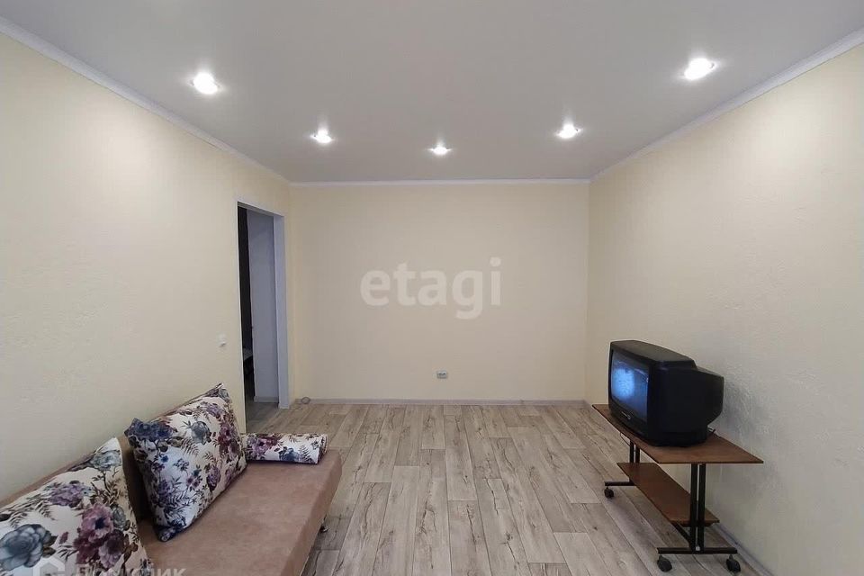 Продаётся 1-комнатная квартира, 35.7 м²