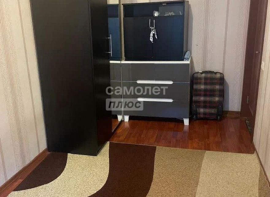 Продаётся 2-комнатная квартира, 42.8 м²