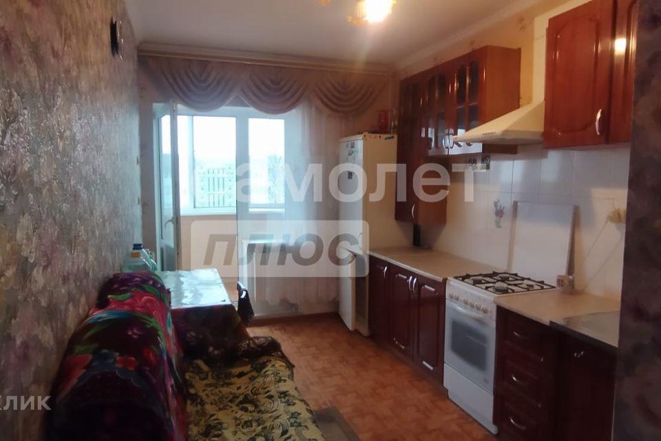 Продаётся 1-комнатная квартира, 49 м²